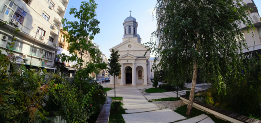 Renovare curtea Bisericii